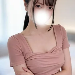望月ゆずは