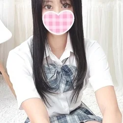 才木ひな