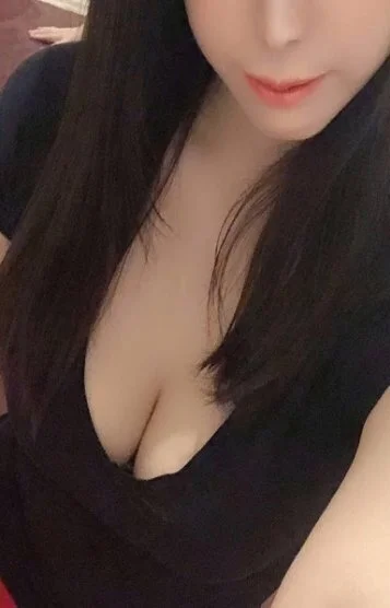 水瀬なな