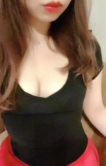 小松らら