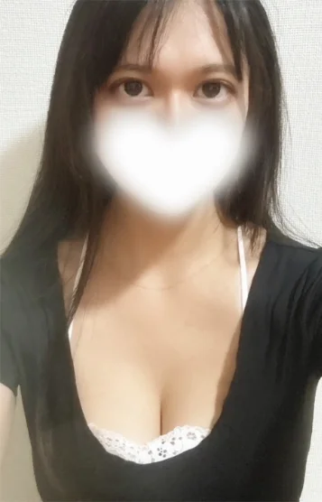 小西かりん