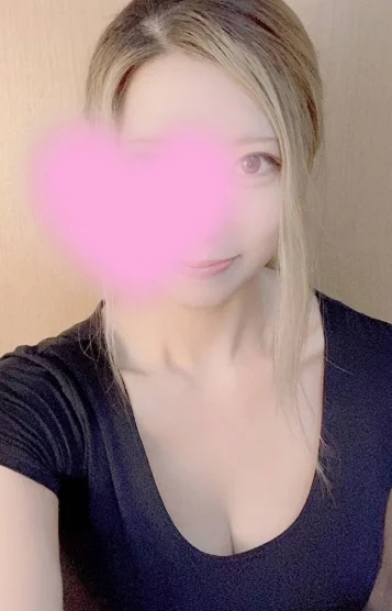 明日花ティアラ