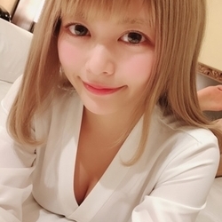 ★鉄板大人気★『りな さん』本日出勤♪
