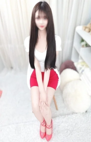 凪沢せな