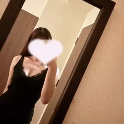 芽衣