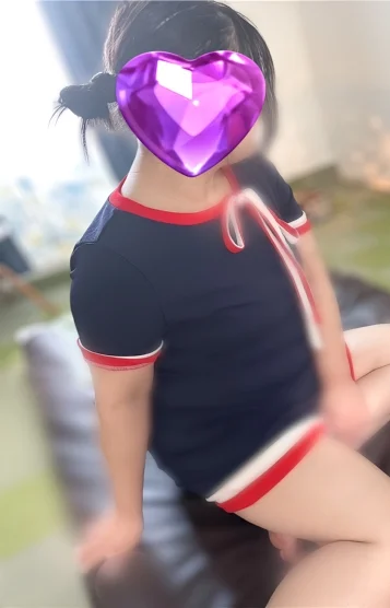 玲奈(れな)