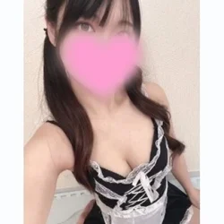 猫耳＆ミニメイド服＆萌えニーハイでお出...