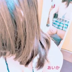 ♡股割れマイクロビキニ！こんなかわいい...