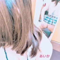 ♡股割れマイクロビキニ！こんなかわいい...