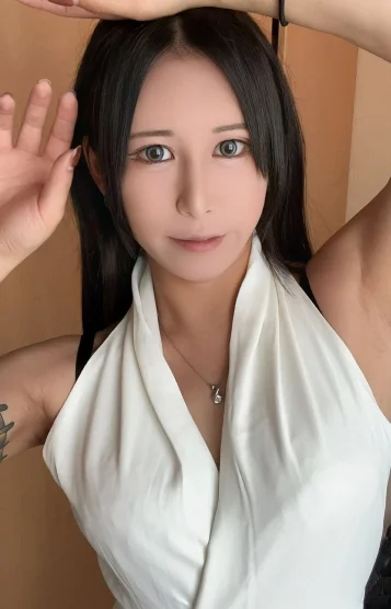 女優青山ネル(NH)