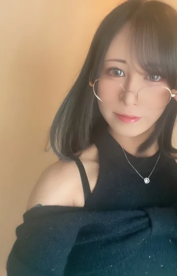 女優青山ネル(NH)
