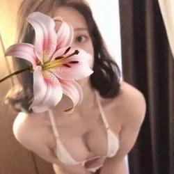 超ハイクラスセラピスト「はる」さん出勤です☆
