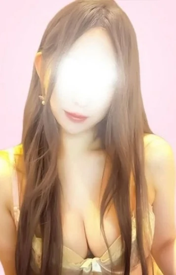 三津柰 まゆ