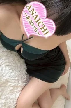 愛月 まゆ