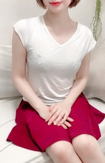 桃瀬すみれ