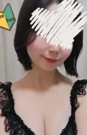 鈴木ももな