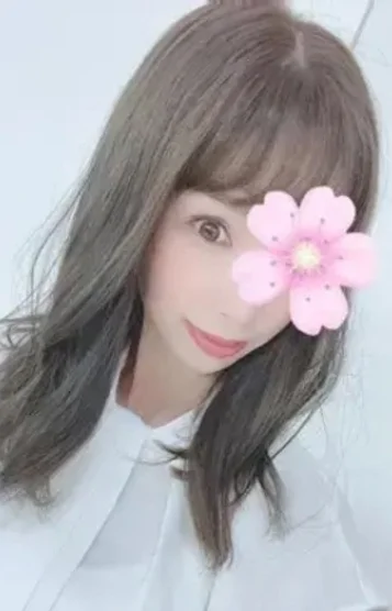 橋本まりな
