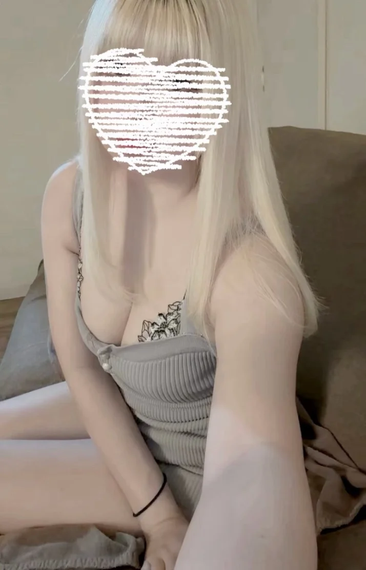 19:00〜出勤してます🐰