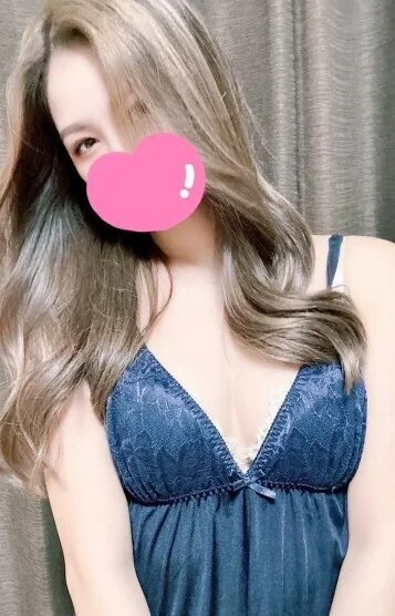 新人かりな