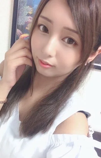 香椎 ゆいな