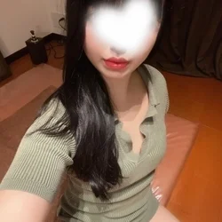 キュートな可愛い美少女系セラピスト【み...