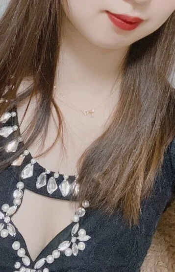 綾野 アヤ