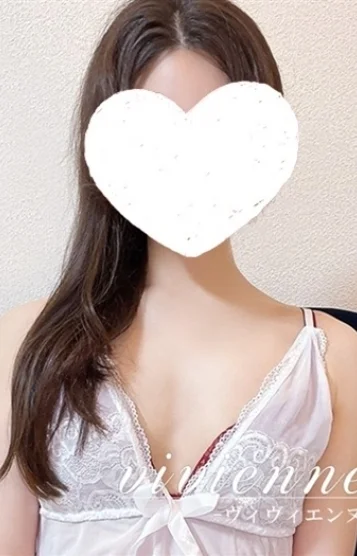 恵菜子(えなこ)+1