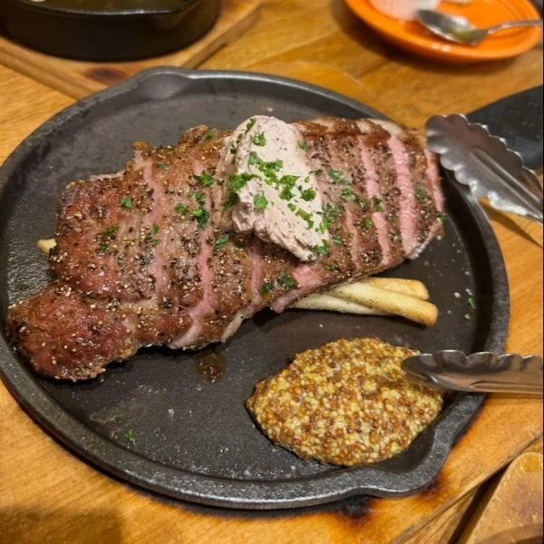 🍖🍷