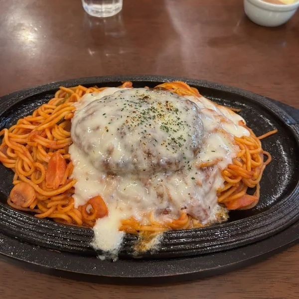 🍴