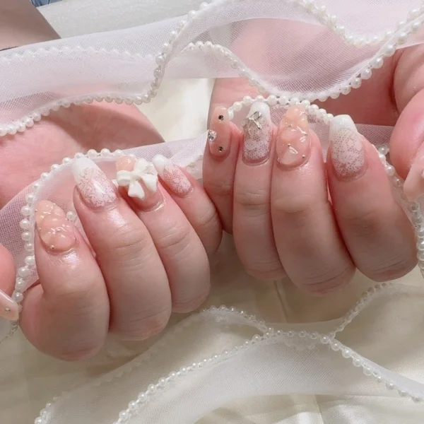 💅🏻