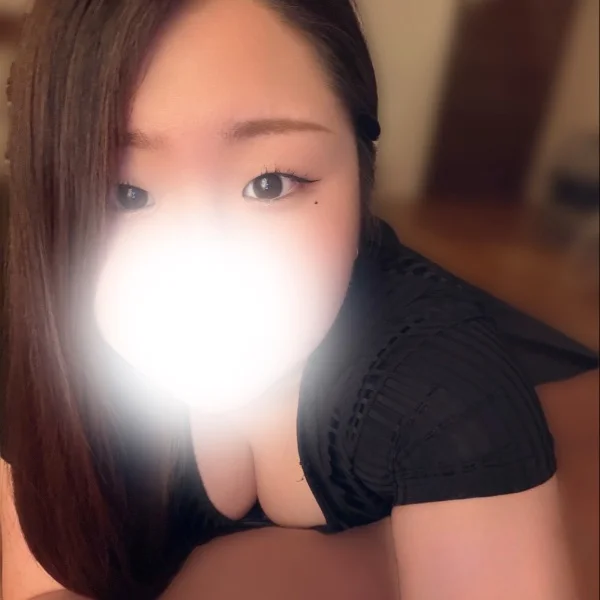顔蚊に刺された🥹