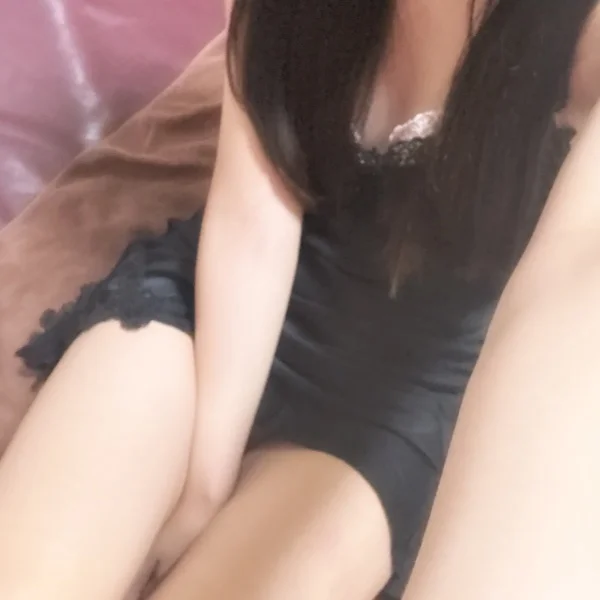 今日は23時まで出勤してます！