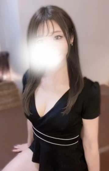 白井　もも