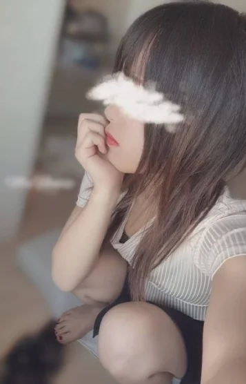 綾瀬ななみ