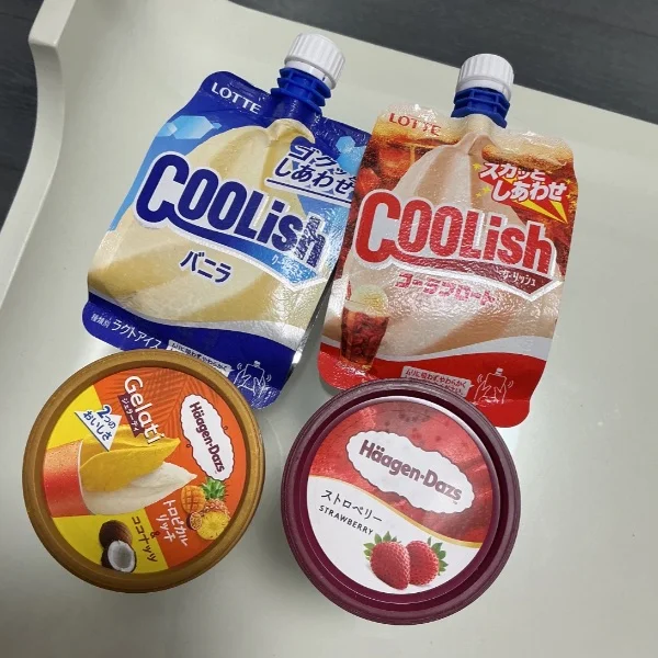 今日もアイス日和🍨🤍