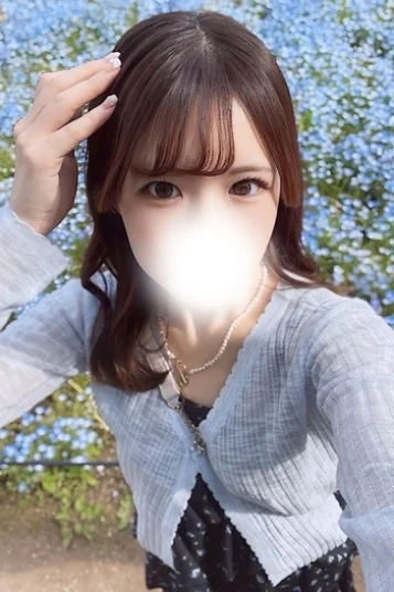 山本えま