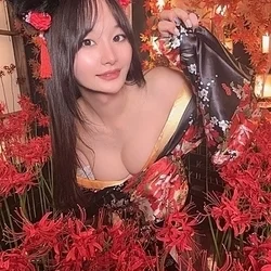 都築ひとみ