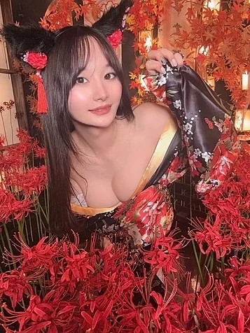 都築ひとみ