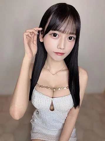 水瀬ひな