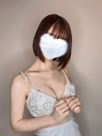 榊るりな