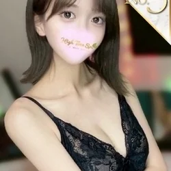 月野ゆいか