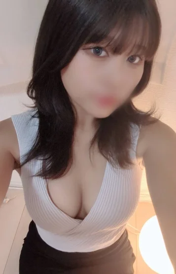 新人みそら