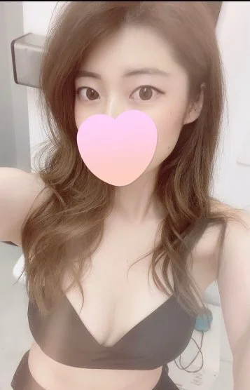 初見あや