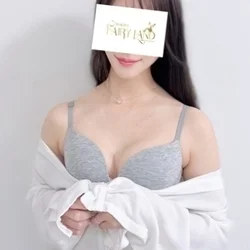 りりな