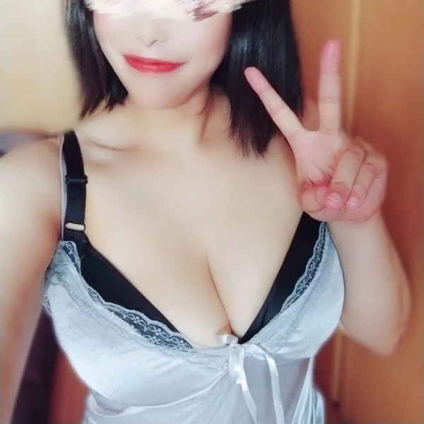 大興奮🤩🩷明日7/20(月)11:00~ご案内可能❤️