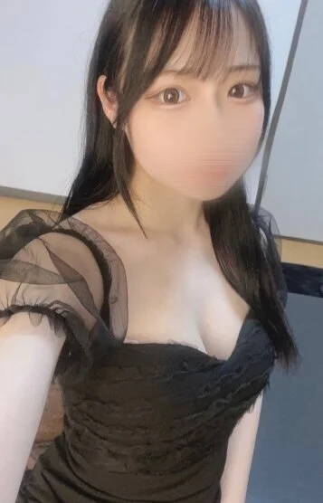 白咲あいら