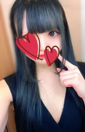 新人 みゆ
