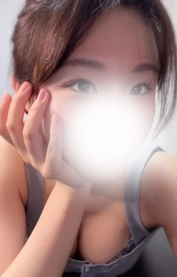 佐藤ここな