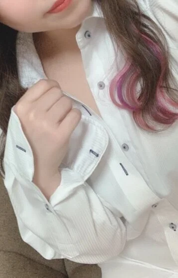 マユ