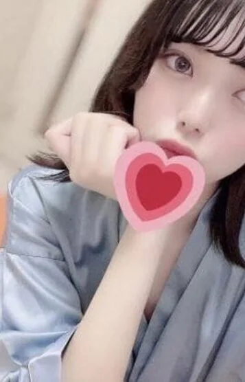 牧なつめ